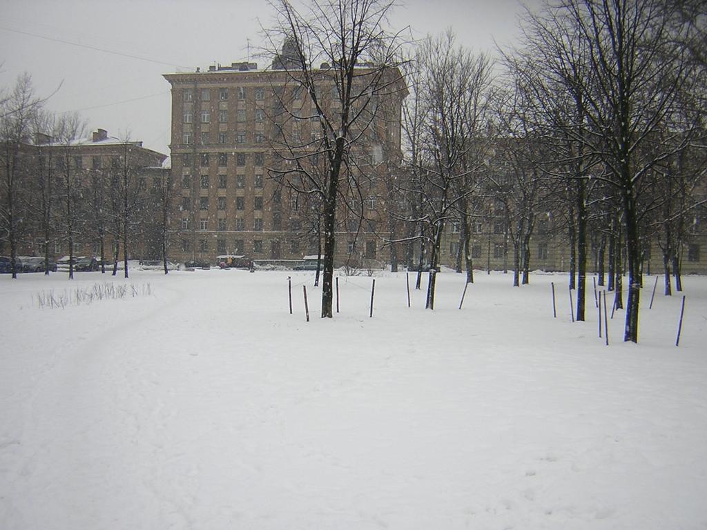 Philisa On Polyarnikov Apartament Sankt Petersburg Zewnętrze zdjęcie